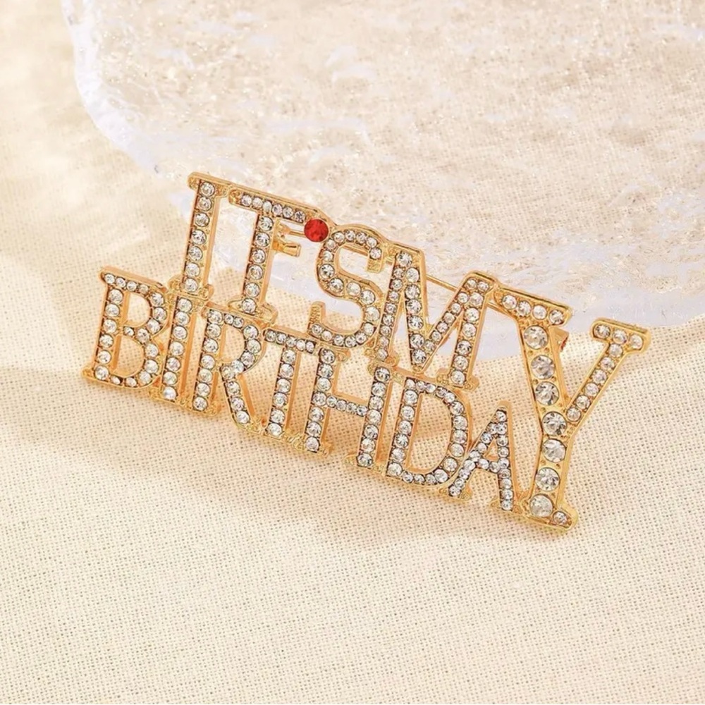Gold-Tone 'It's My Birthday' Rhinestone Brooch 🎉 🎁 🎂 - Picture 2 of 4